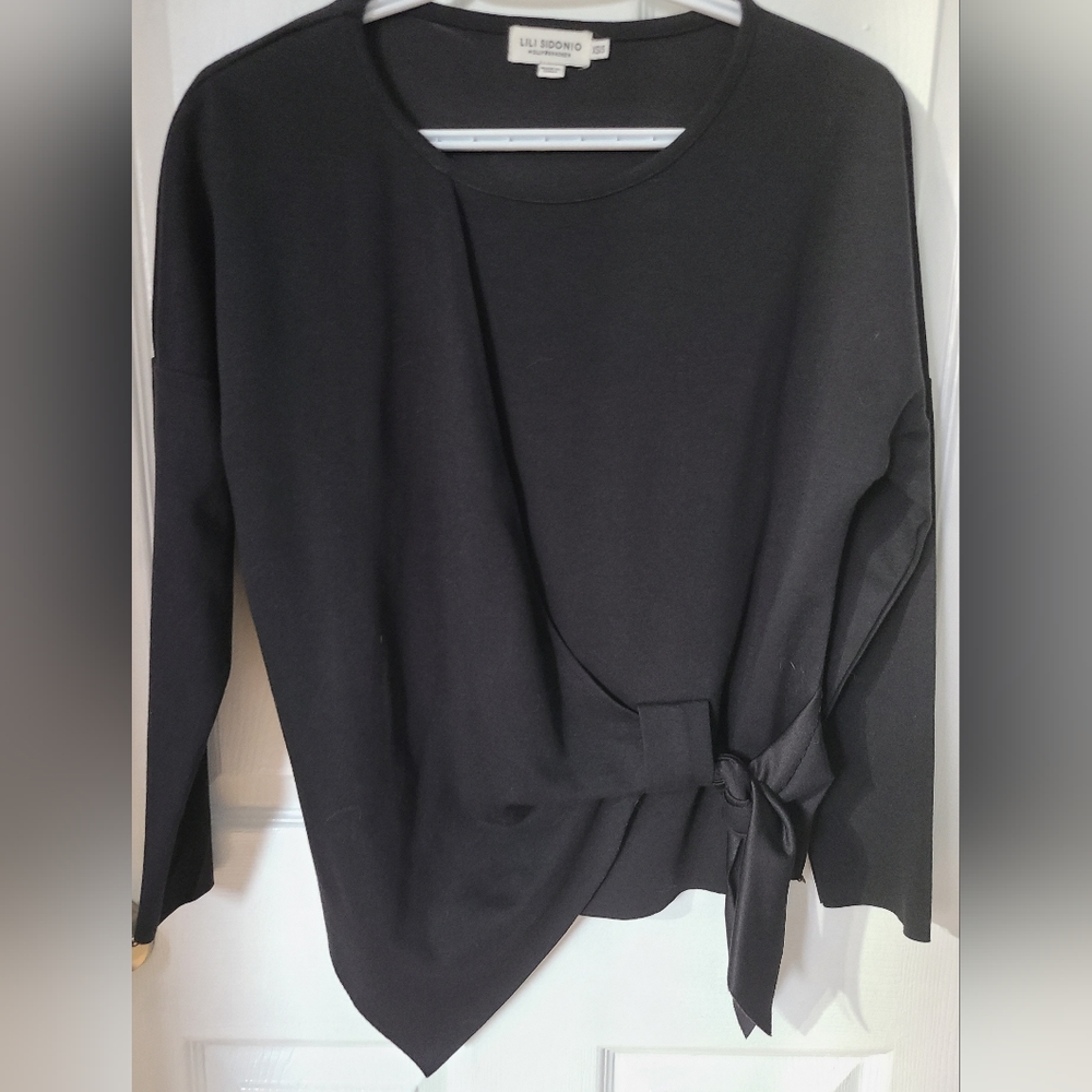 Lili Sidonio Sweater with side tie and raw edge size xs
